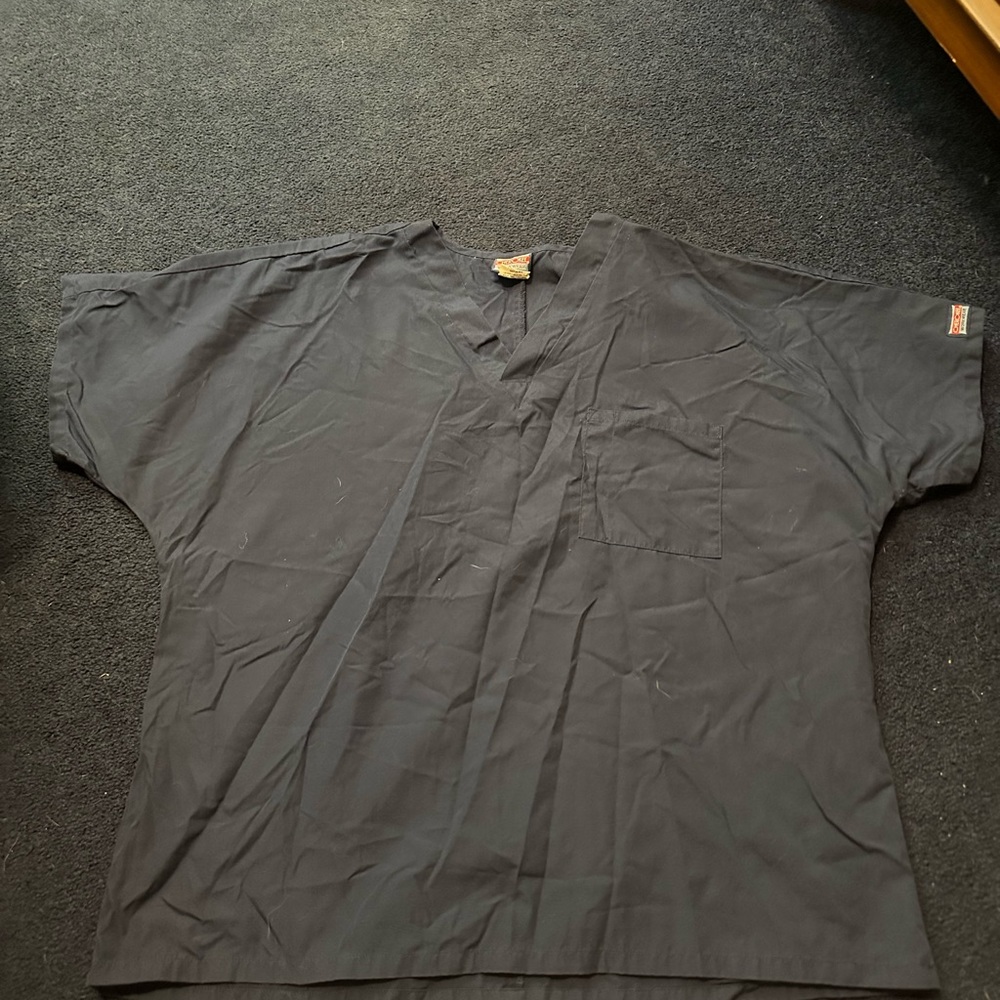 Navy blue scrub top in size large